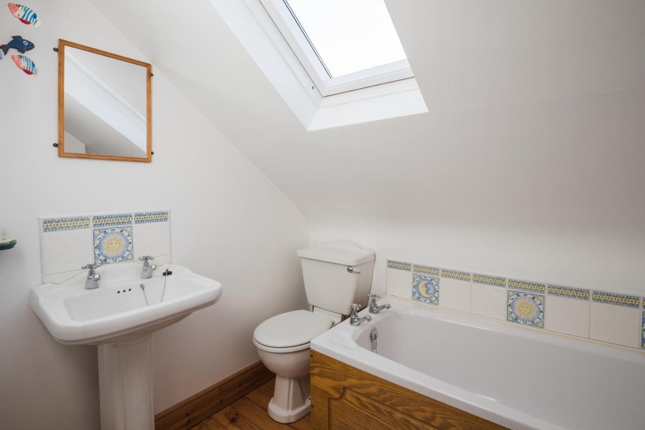 Holiday home Beautiful Sea Views And Fireplace In *